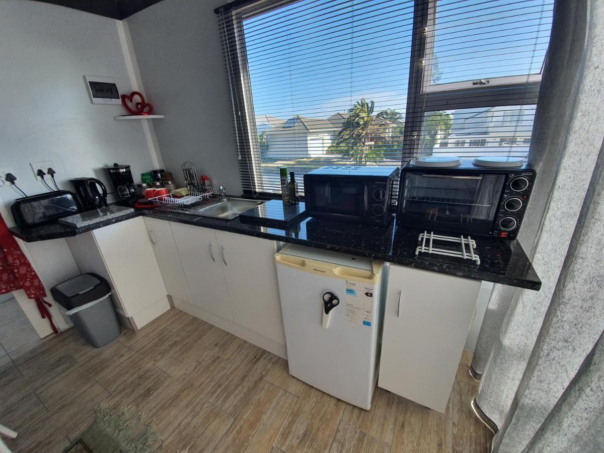 Atlantic Studio - Compact Unit With Sea Views Мелкбосстранд Экстерьер фото