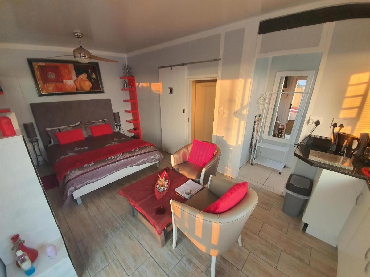 Atlantic Studio - Compact Unit With Sea Views Мелкбосстранд Экстерьер фото